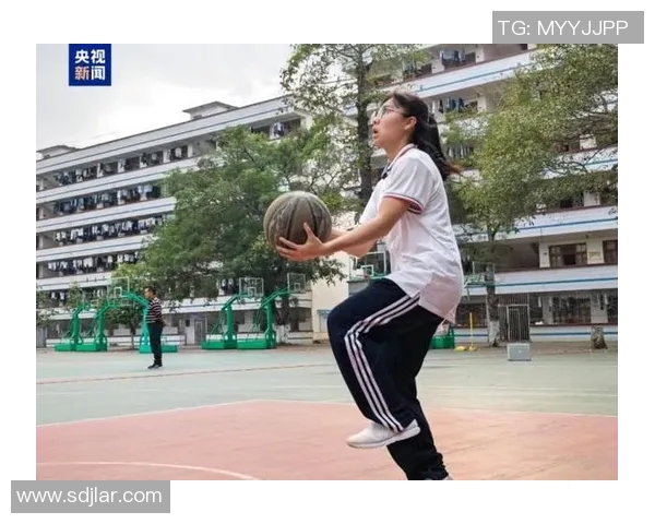 篮球梦想与人生旅程刘秀英的深度对话与成长故事