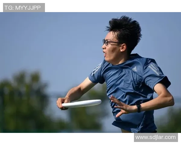 成都飞盘队与西安飞盘队对决后的深度分析与经验总结